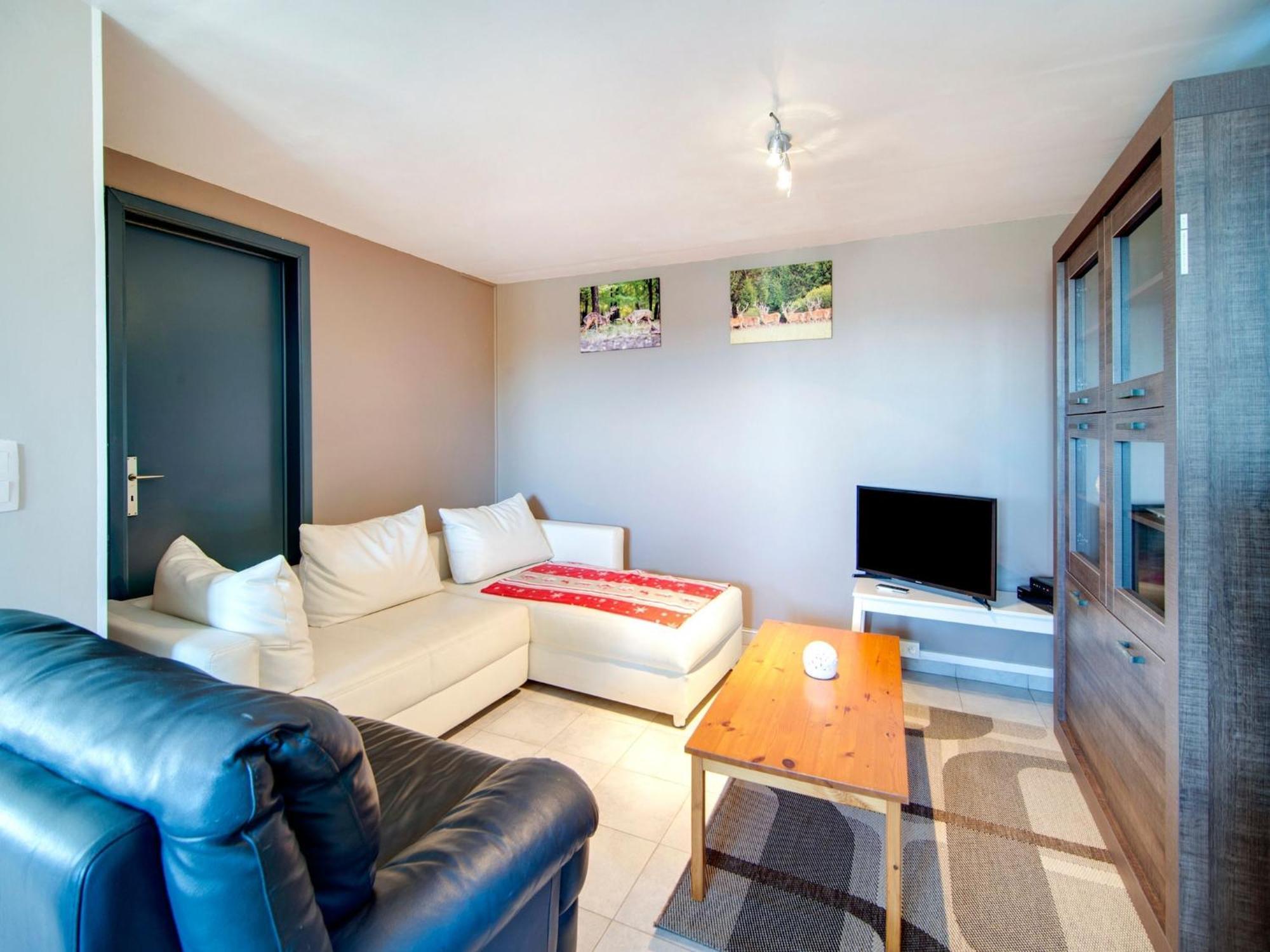 Sophisticated Holiday Home In Lierneux Near Forest Eksteriør billede