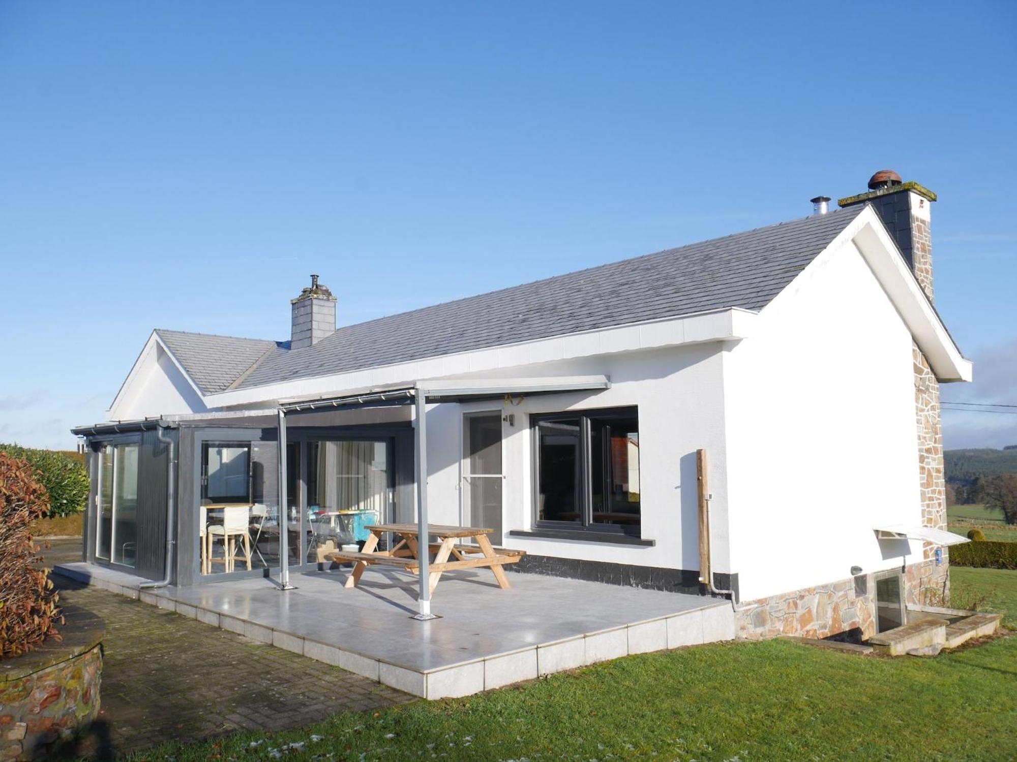 Sophisticated Holiday Home In Lierneux Near Forest Eksteriør billede
